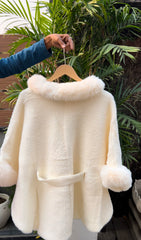 Laisa Luxe Cape