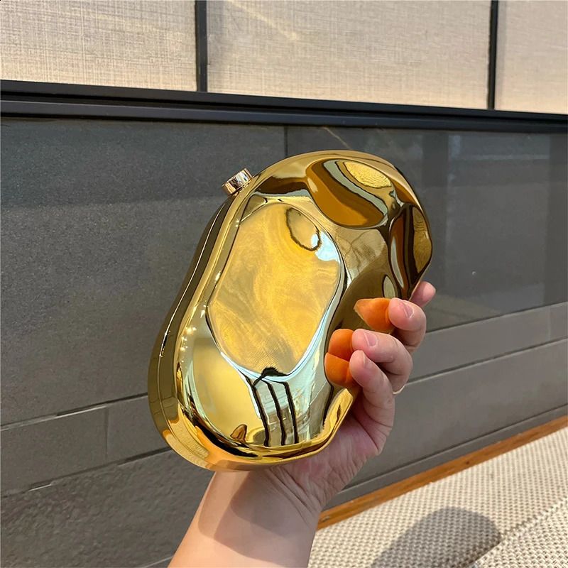 Lustre Wave Clutch
