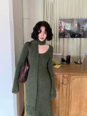 Ribbed Knit Backless Midi Dress with Scarf