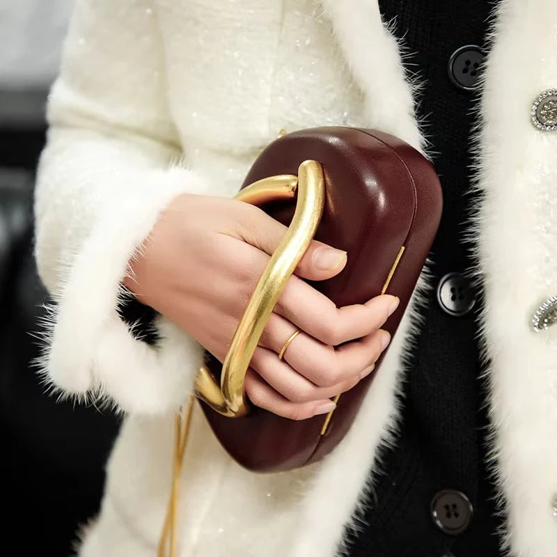 Valentina Clutch