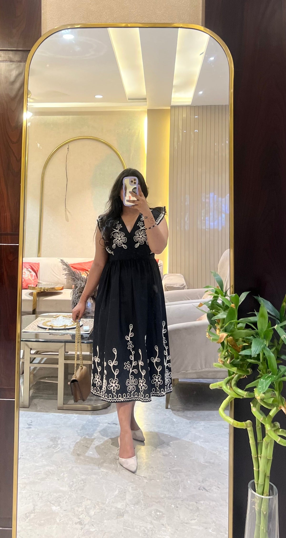 Amyra Embriodery Dress